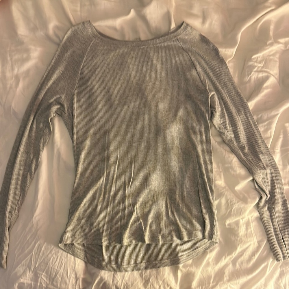 Aerie Gray Long Sleeve Tee